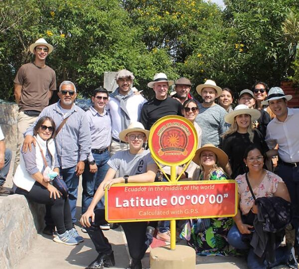 mitad-del-mundo-tours-ecuador